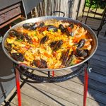 Vaello Paellaset 46 cm med skaldjurspaella som tillagas