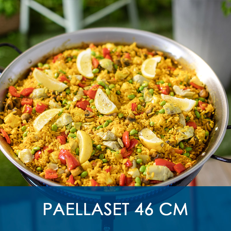 Vegetarisk paella med halloumi, svamp och kronärtskockor tillagas på Bluegaz paellaset