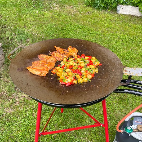 Bluegaz Timfors Stekhäll set gasol 70 cm med kyckling, potatis och paprika
