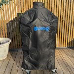 Bluegaz Kyoto Kamado Large med Grillöverdrag sett framifrån