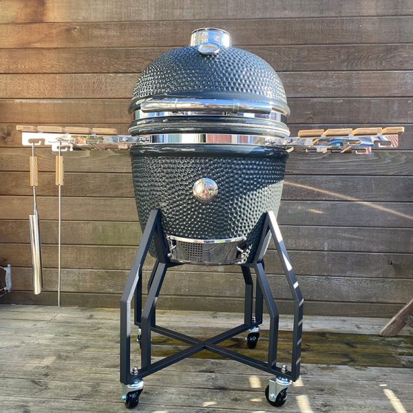 Bluegaz Kyoto Kamado large på uteplats sett framifrån