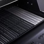 Bluegaz X300 Gasolgrill grillgaller och flamtämjare sett från sidan