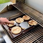 Använder Bluegaz Elite Burger Flipper till hamburgerbröd