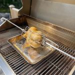 Bluegaz Z501 & X502 Rotisserie med hel kyckling sett från höger