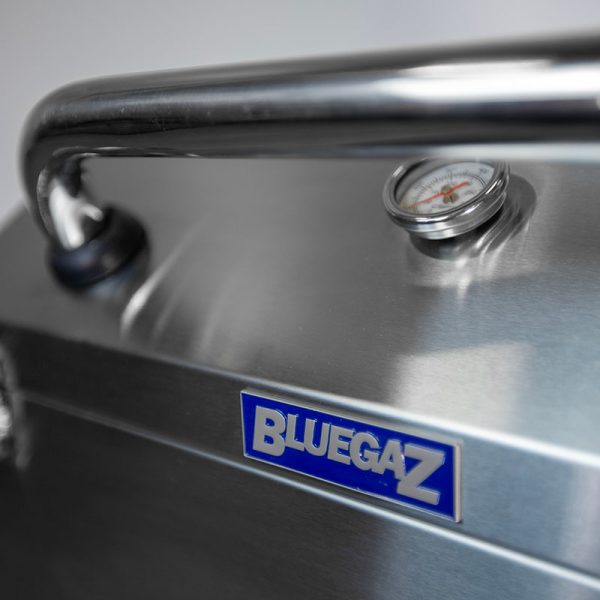 Bluegaz T10 Bärbar gasolgrill Bluegaz logga och handtag