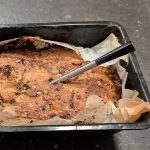 Bluegaz Trådlös grilltermometer med 2 sonder ena sonden inuti filmjölksbröd